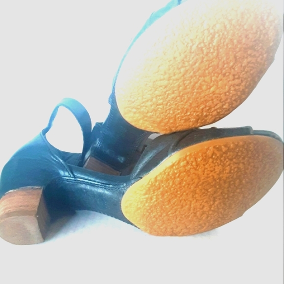 HISPANITAS Anthropologie Blue Leather sandals